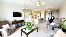4/99 Mokoia Road, Birkenhead, North Shore City, Auckland, 0626, New Zealand