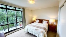 4/99 Mokoia Road, Birkenhead, North Shore City, Auckland, 0626, New Zealand