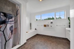 18 Pembroke Road, Stratford, Taranaki, 4332, New Zealand