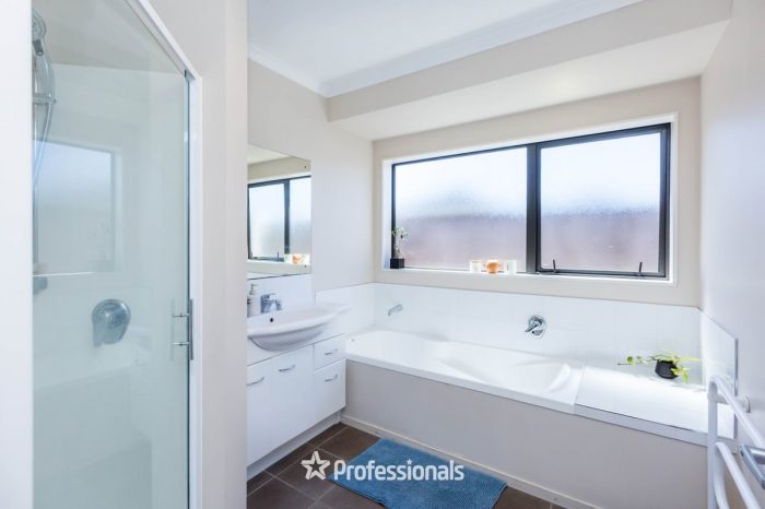 9 Percy Kinsman Crescent, Riverstone Terraces, Upper Hutt, Wellington, 5018, New Zealand