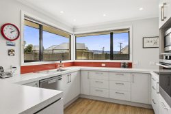 64 Queens Drive, Saint Kilda, Dunedin, Otago, 9012, New Zealand