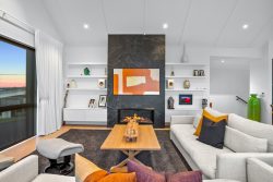 10 Vaughan Crescent, Murrays Bay, North Shore City, Auckland, 0630, New Zealand
