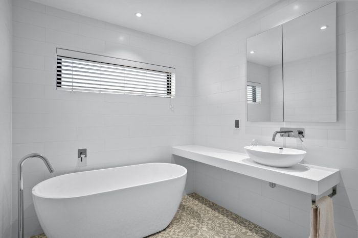 10 Vaughan Crescent, Murrays Bay, North Shore City, Auckland, 0630, New Zealand