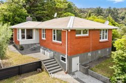 95 Thomas Street, Stokes Valley, Lower Hutt, Wellington, 5019, New Zealand