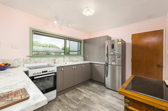92 Timaru Road, Waimate, Canterbury, 7924, New Zealand