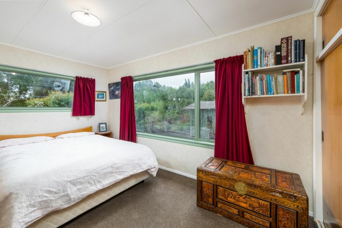 92 Timaru Road, Waimate, Canterbury, 7924, New Zealand