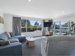 5 Waterford Drive, Winton, Southland, 9720, New Zealand