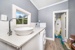 38 Allandale Road, Saint Clair, Dunedin, Otago, 9012, New Zealand