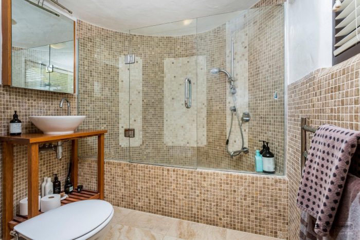 24 Channel View Road, Campbells Bay, North Shore City, Auckland, 0630, New Zealand
