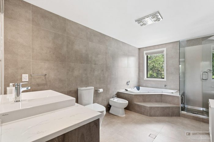 16 Collings Drive, Coatesville, Rodney, Auckland, 0793, New Zealand
