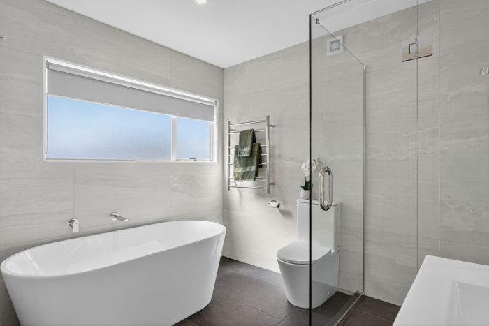 6A Fenwick Avenue, Milford, North Shore City, Auckland, 0620, New Zealand