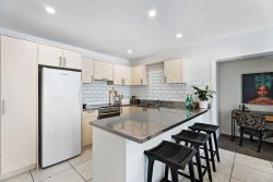 5 Don Croot Street, Western Springs, Auckland, 1021, New Zealand