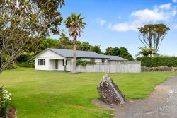 6139 South Road, Opunake, South Taranaki, Taranaki, 4685, New Zealand