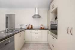 1/16 Highgrove Drive, Grandview Heights, Hamilton, Waikato, 3200, New Zealand