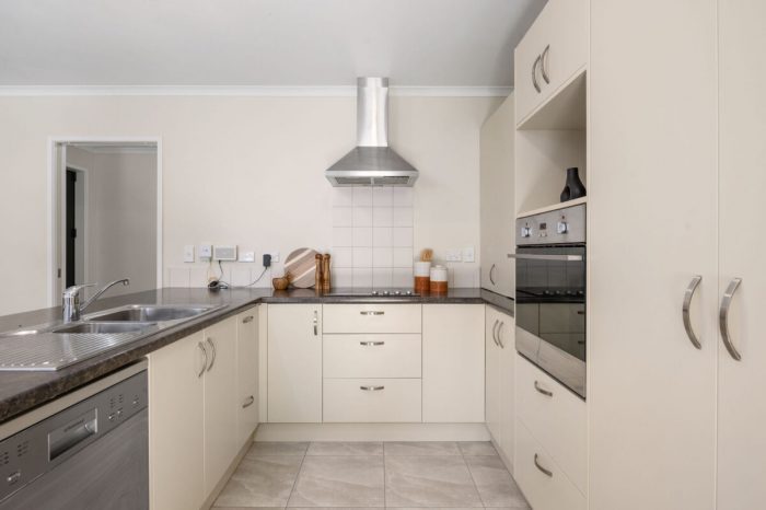 1/16 Highgrove Drive, Grandview Heights, Hamilton, Waikato, 3200, New Zealand