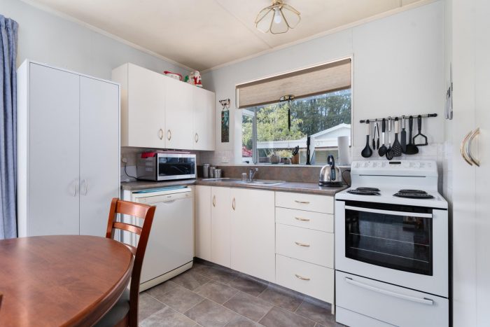 13 Deller Drive, Carterton, Wellington, 5713, New Zealand