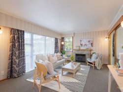 18 Mark Avenue, Paparangi, Wellington, 6037, New Zealand