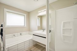 8 Lakefield Close, Kingston, Queenstown-Lakes, Otago, 9793, New Zealand