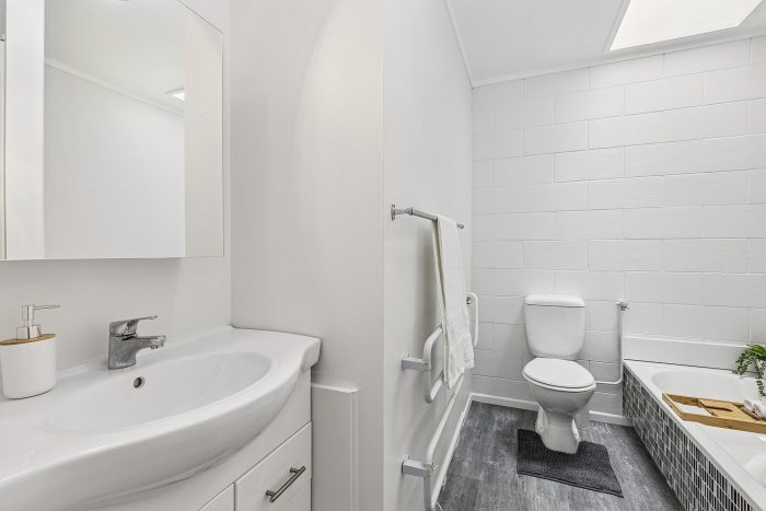 17A Virginia Grove, Brooklyn, Wellington, 6021, New Zealand