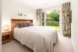 7 Caughley Grove, Karori, Wellington, 6012, New Zealand