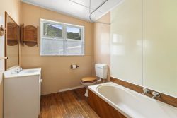 8 Estuary Street, Makara-Ohariu, Wellington, 6972, New Zealand