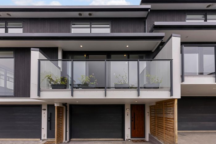 3/37 Woodland Road, Johnsonville, Wellington, 6037, New Zealand