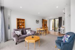 3/37 Woodland Road, Johnsonville, Wellington, 6037, New Zealand