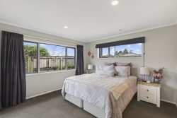 2 Oakwood Drive, Highlands Park, New Plymouth, Taranaki, 4312, New Zealand