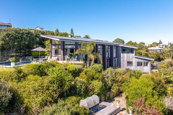 9 Great Barrier Road, Oneroa, Waiheke Island, Auckland, 1081, New Zealand