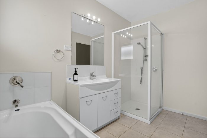 10 Aitkenhead Court, Parakai, Helensville, Rodney, Auckland, 0830, New Zealand