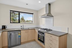 10 Aitkenhead Court, Parakai, Helensville, Rodney, Auckland, 0830, New Zealand