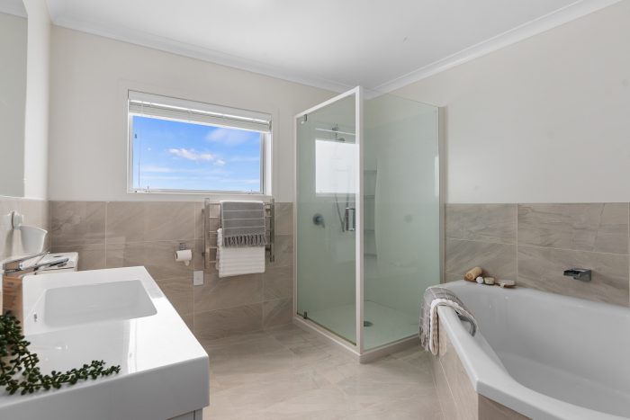 43 Stace Hopper Drive, One Tree Point, Whangarei, Northland, 0118, New Zealand