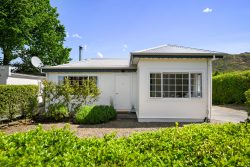 81 Sunderland Street, Clyde, Central Otago, Otago, 9330, New Zealand