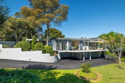 19 Sylvan Park Avenue, Milford, North Shore City, Auckland, 0620, New Zealand
