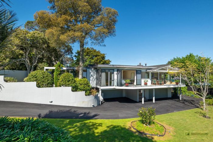 19 Sylvan Park Avenue, Milford, North Shore City, Auckland, 0620, New Zealand