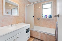 30 Teignmouth Street, Abbotsford, Dunedin, Otago, 9018, New Zealand