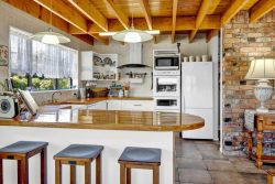 9 Elizabeth Grove Stratford Taranaki 4332 New Zealand