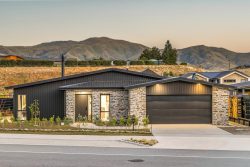 33 Atkins Road, Luggate, Wanaka, Otago, 9382, New Zealand