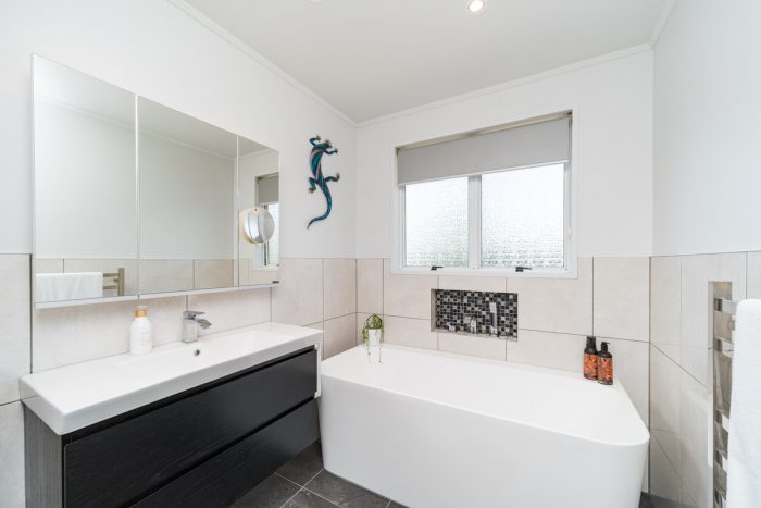 3 Gainsborough Grove, Highbury, Palmerston North, Manawatu / Whanganui, 4412, New Zealand