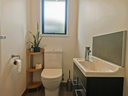 16 Roto View, One Tree Point, Whangarei, Northland, 0118, New Zealand