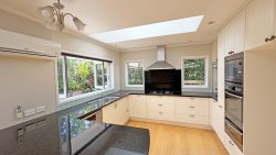 50 Balmain Road Chatswood North Shore City Auckland 0626 New Zealand