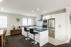 5 Clifford Close, Cambridge, Waipa, Waikato, 3432, New Zealand