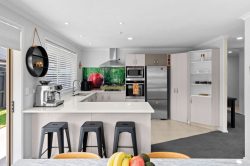 1 Gresham Place, Rototuna, Hamilton, Waikato, 3210, New Zealand