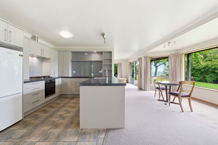 282 Smart Road Hillsborough New Plymouth Taranaki 4372 New Zealand