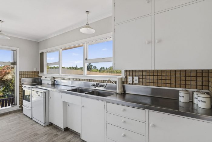 12 Junction Street, Welbourn, New Plymouth, Taranaki, 4310, New Zealand