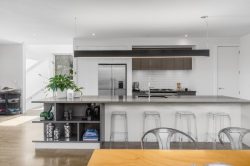 1 Kanuka Street, Point Chevalier, Auckland, 1022, New Zealand