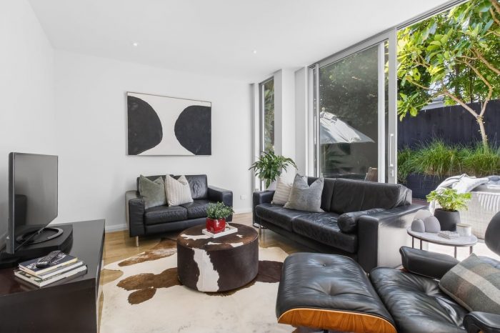 1 Kanuka Street, Point Chevalier, Auckland, 1022, New Zealand