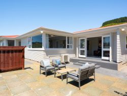 82 Larsen Crescent, Tawa, Wellington, 5028, New Zealand
