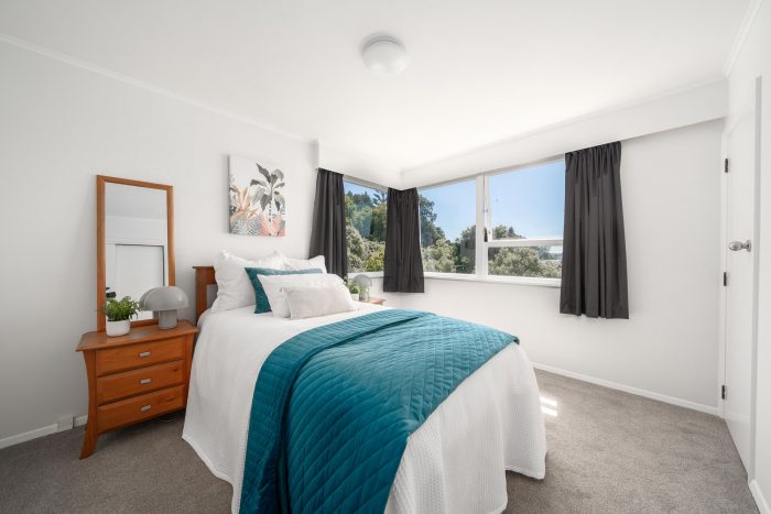 82 Larsen Crescent, Tawa, Wellington, 5028, New Zealand