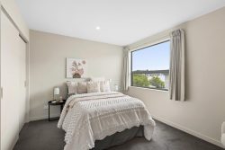 9/2 Stone Street, Miramar, Wellington, 6022, New Zealand